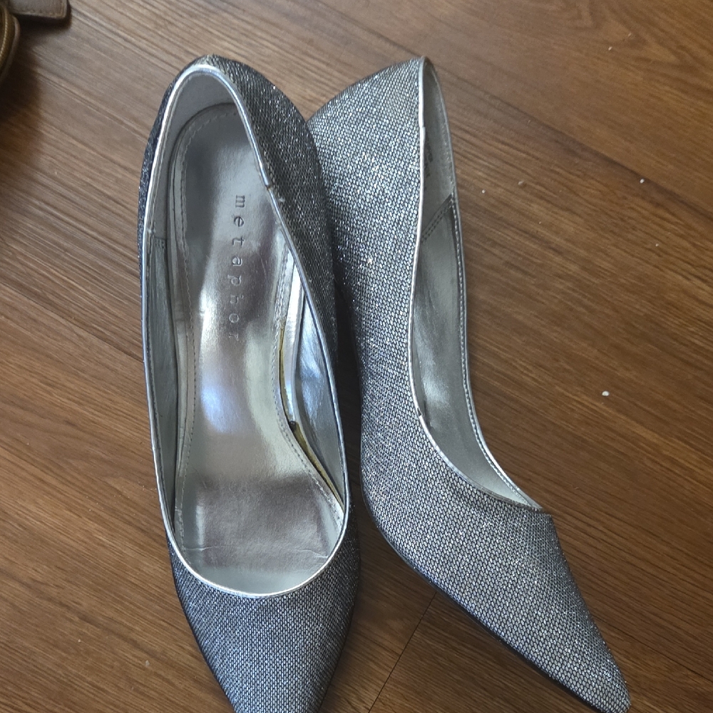 Metaphor Shimmering Silver Heels